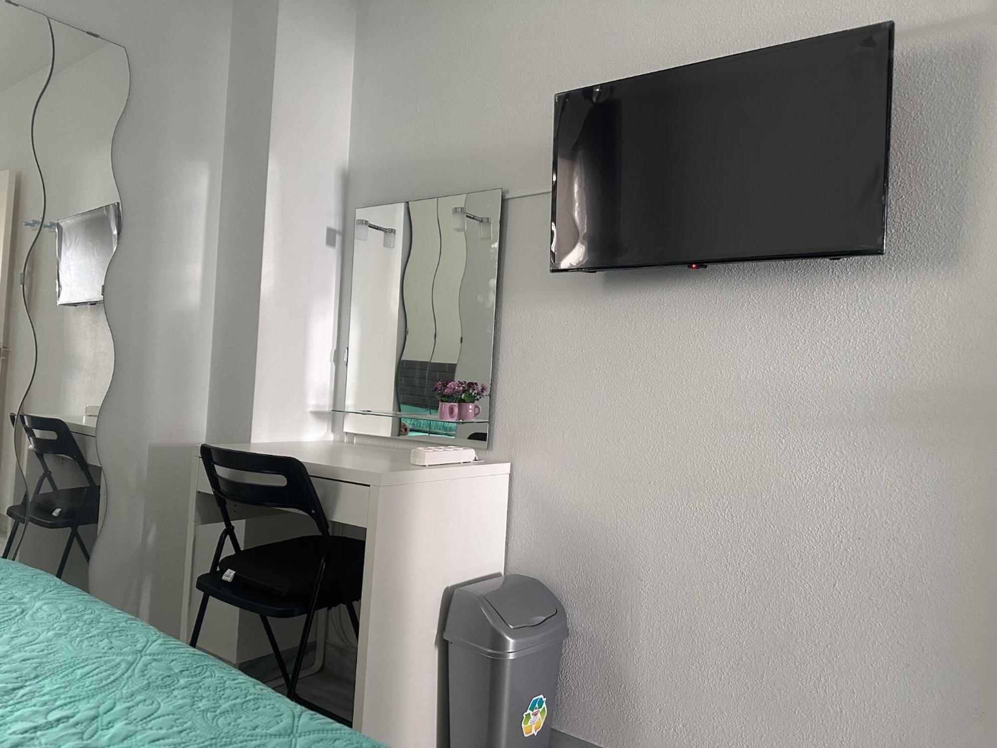 Torremolinos Habitaciones Privada En Apartamentos Compartidos Exterior foto