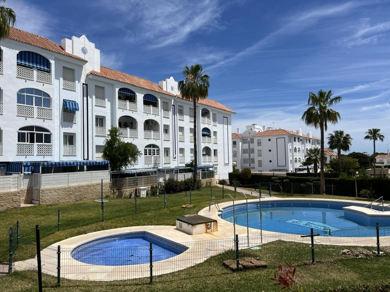 Torremolinos Habitaciones Privada En Apartamentos Compartidos Exterior foto